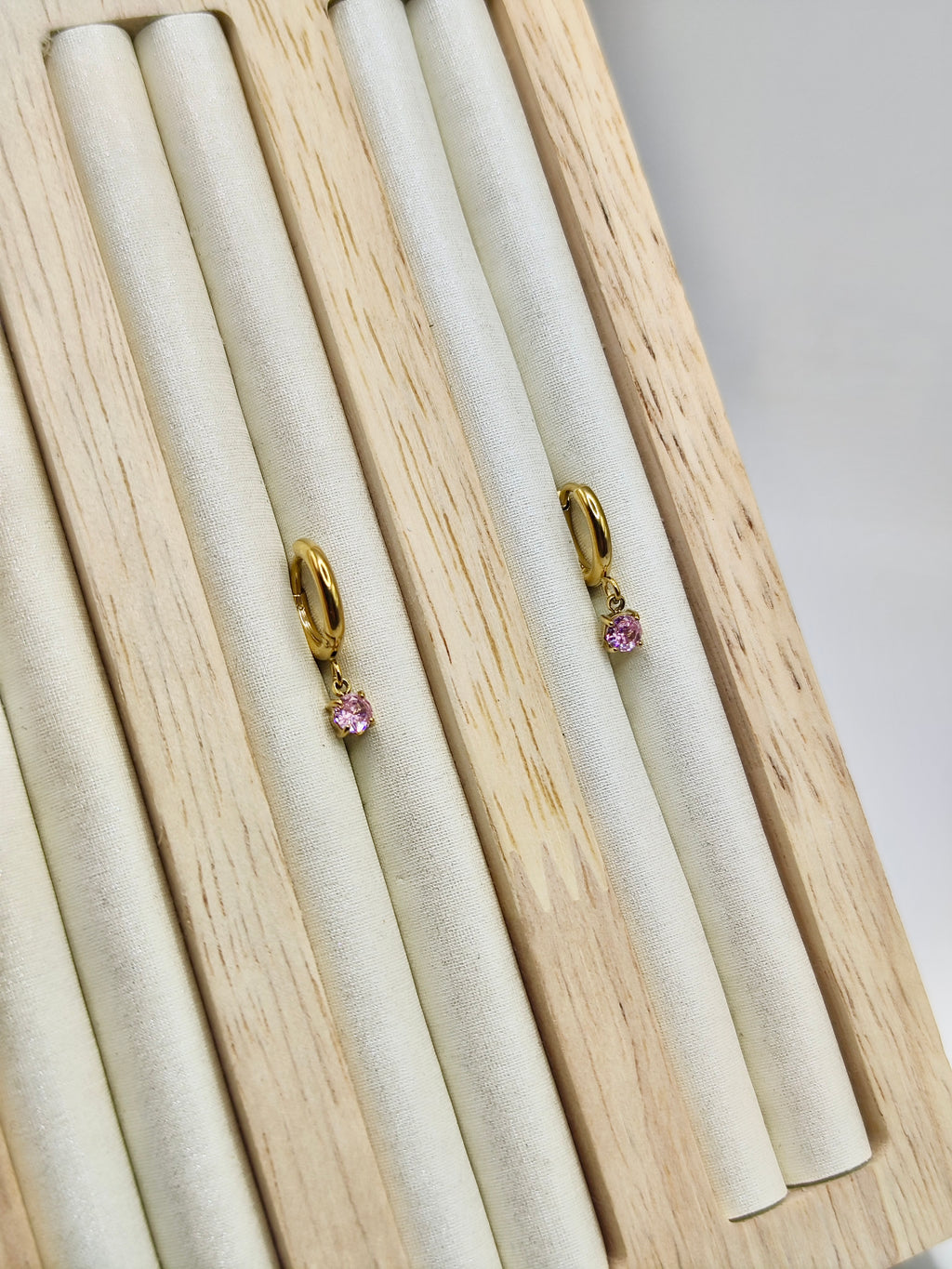 Pendientes Pink Shine – Dorado con Cristal Rosa