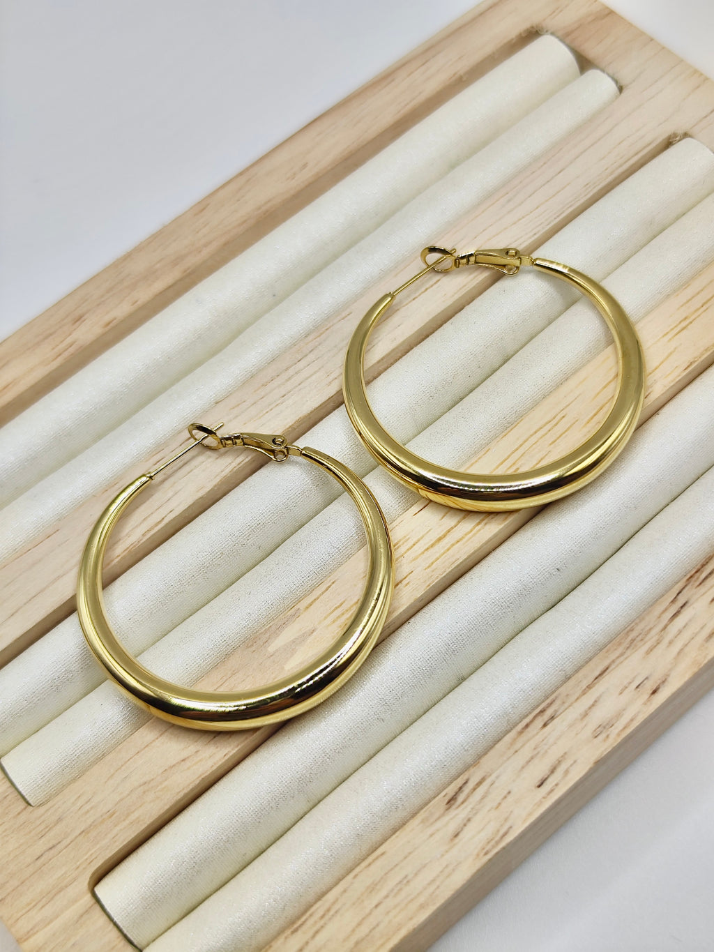 Pendientes Classic Hoops – Dorado y Plateado