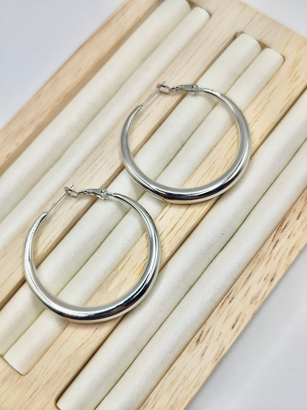 Pendientes Classic Hoops – Dorado y Plateado