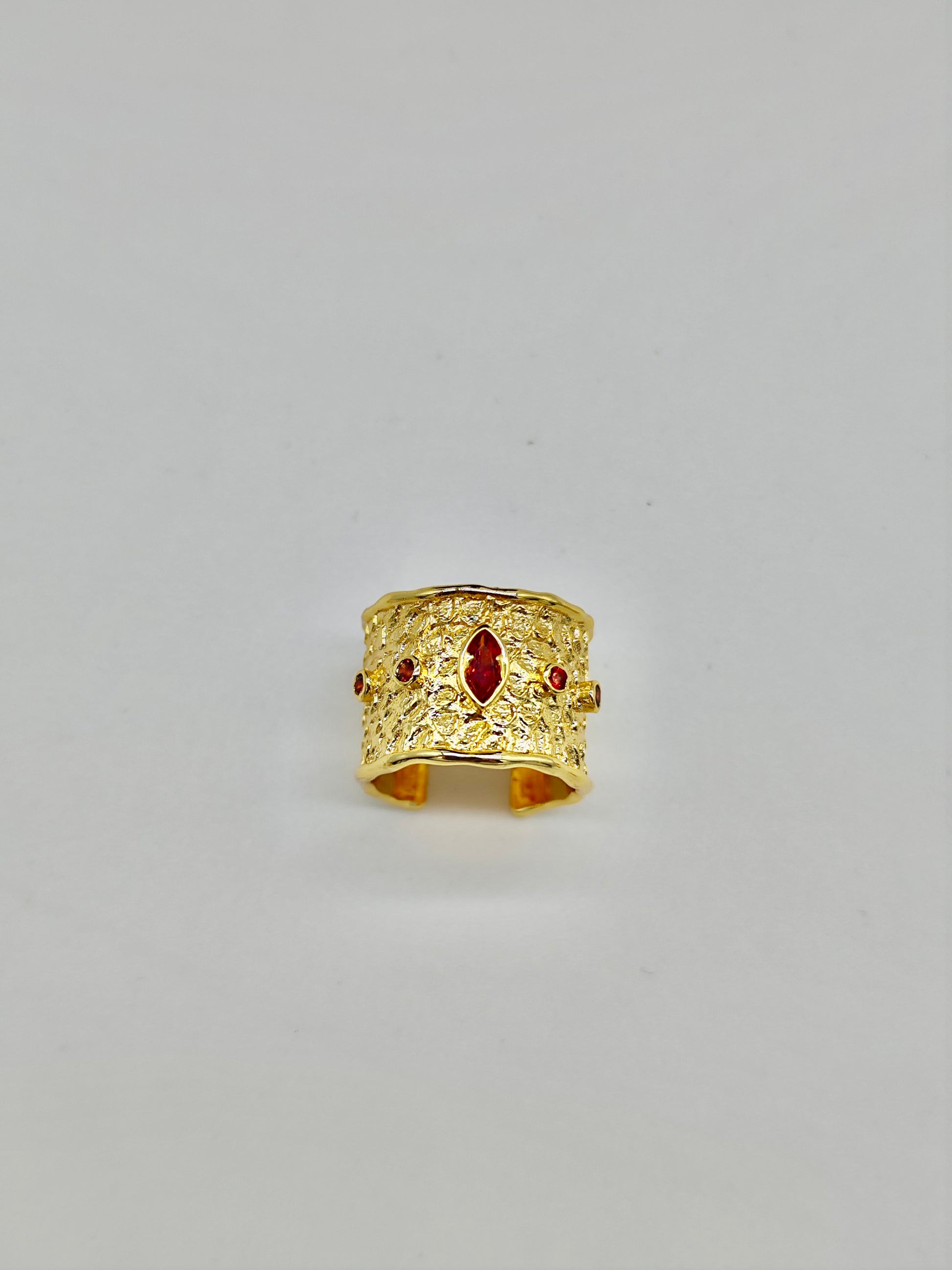 Anillo Traya Padma – Colección Nila Padma